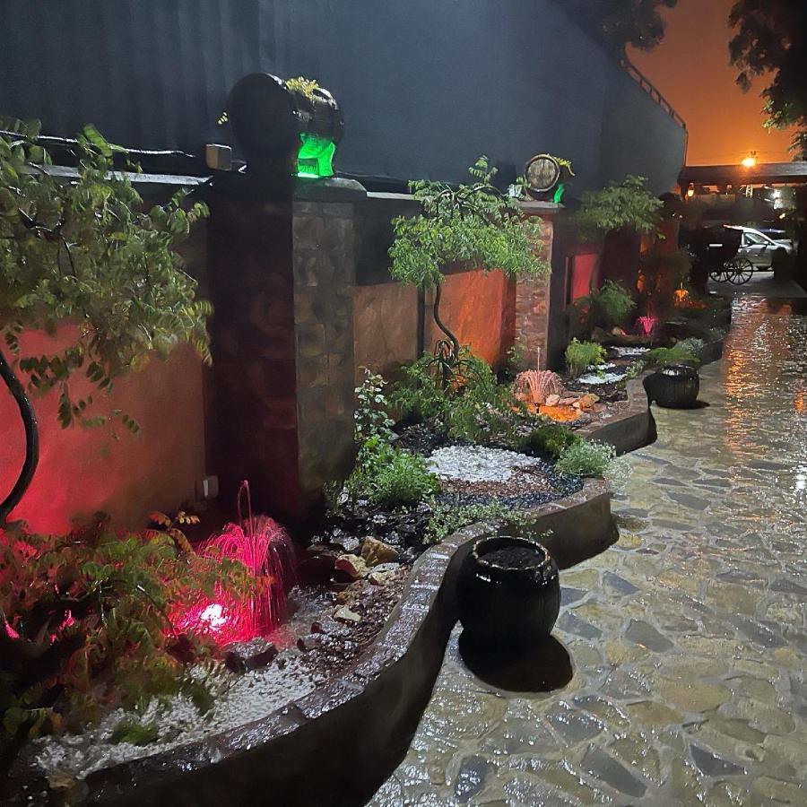 Каштел Pancevo Hotel Bagian luar foto
