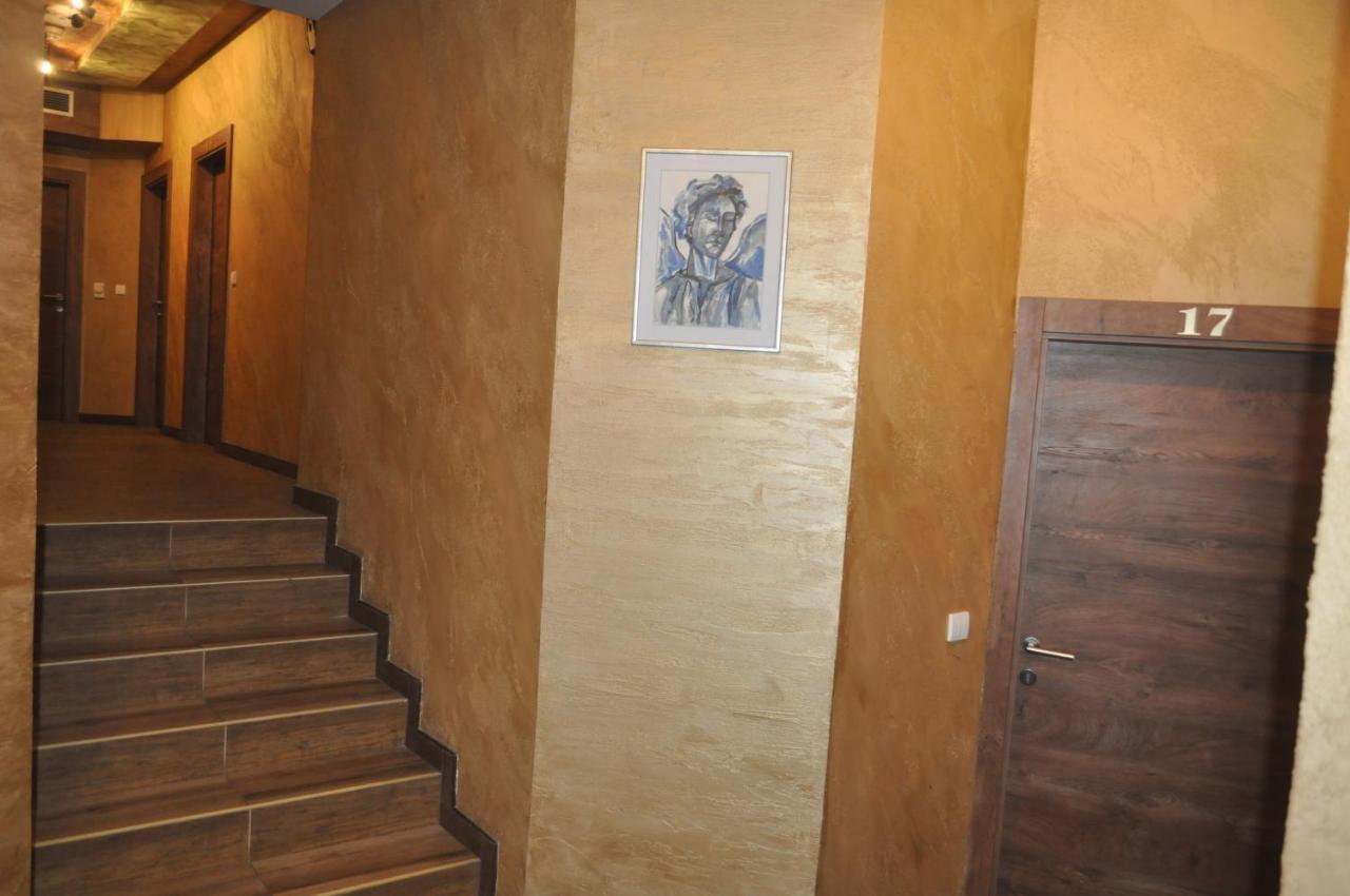 Каштел Pancevo Hotel Bagian luar foto