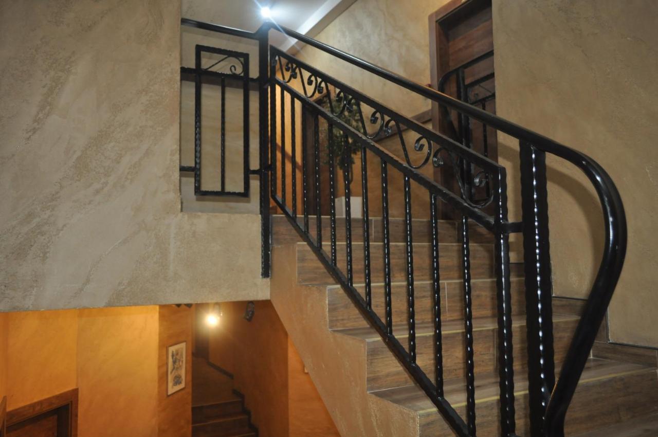 Каштел Pancevo Hotel Bagian luar foto