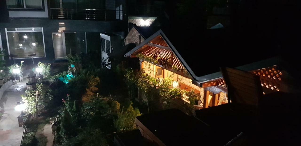 Каштел Pancevo Hotel Bagian luar foto